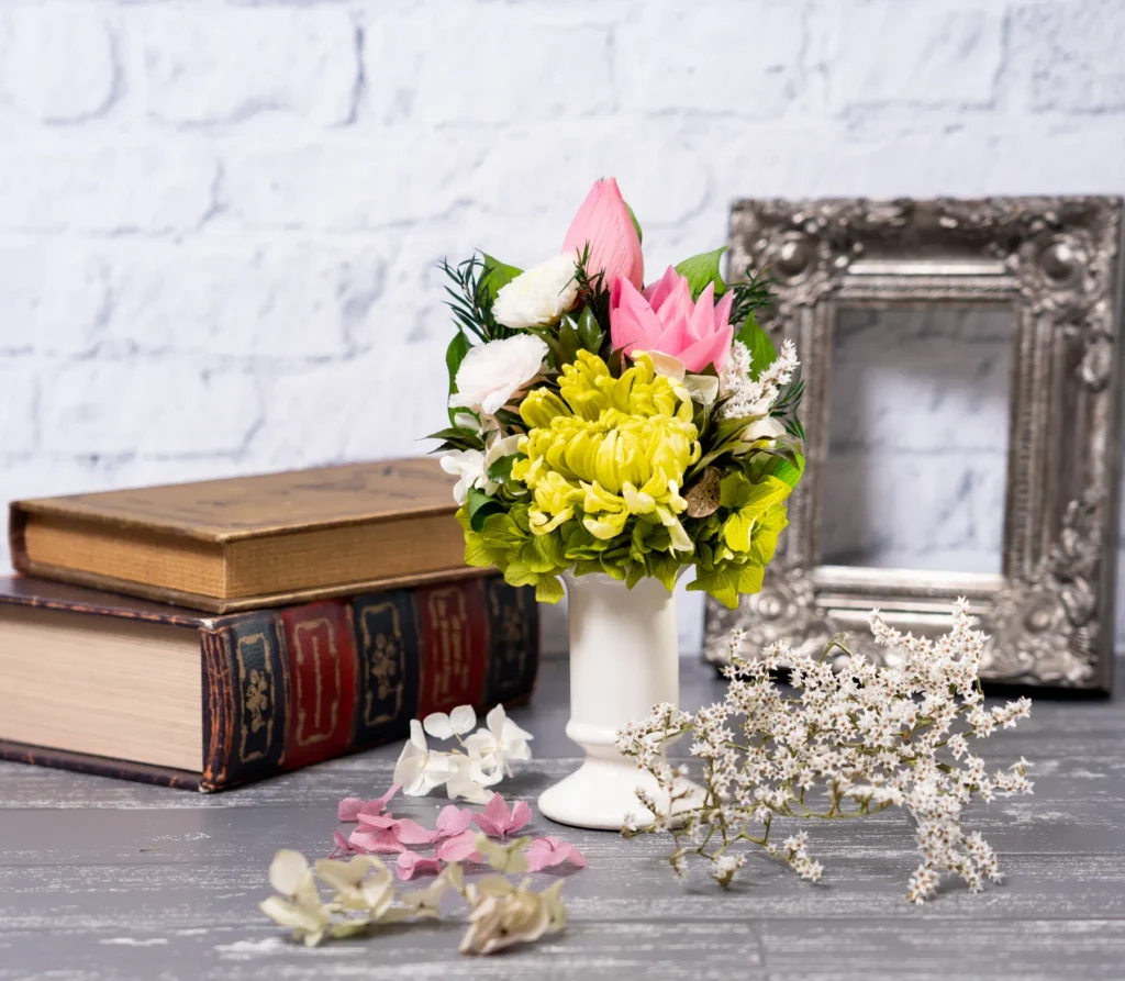 プリザーブドフラワーお供えアレンジ　彩