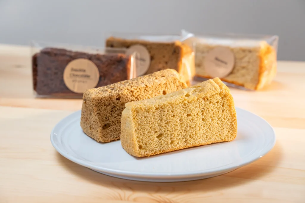 米粉 100％　シフォンケーキ 10 個詰め合わせセット