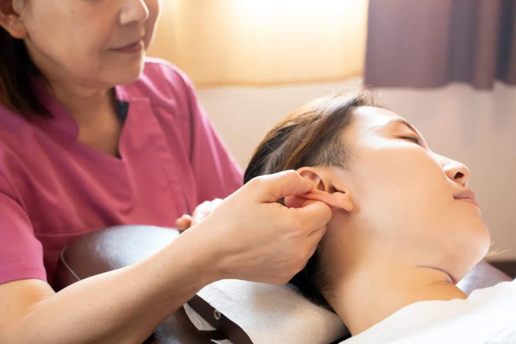 極上ドライヘッド × 耳つぼオイルケア 45 分コース